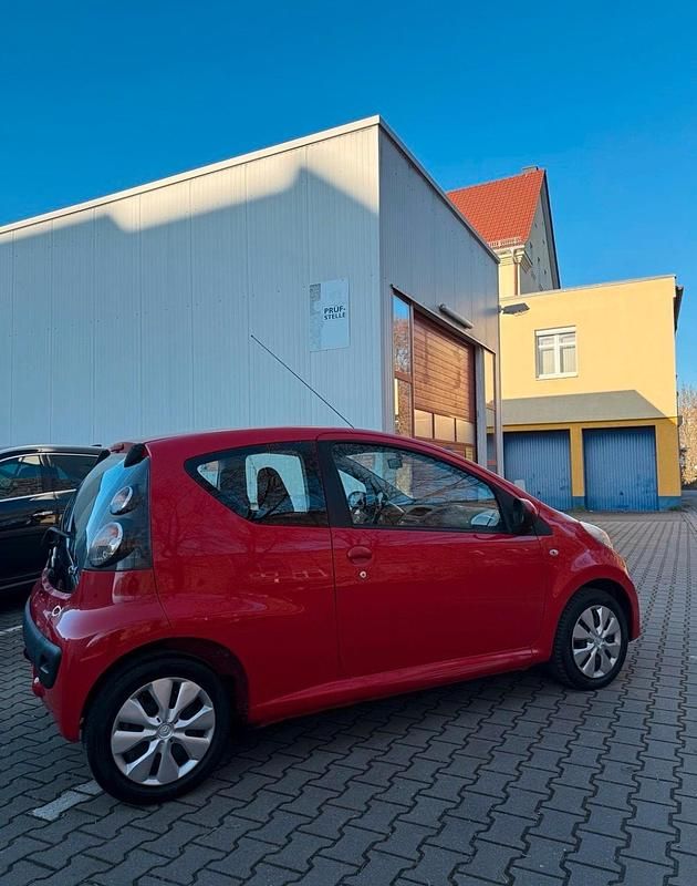 Gebraucht Citroën C1 68 PS (50 kW) 2012 Rot Kleinwagen