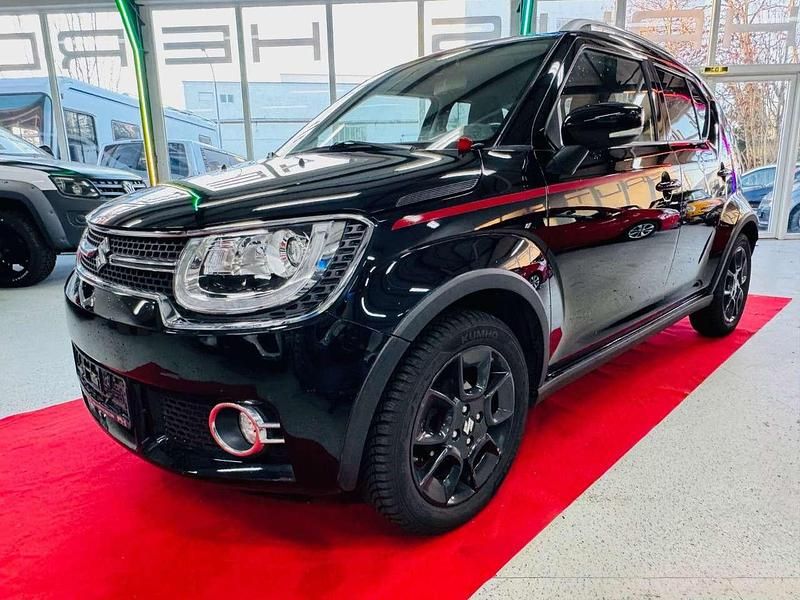 Second-hand Suzuki Ignis 90 CP (66 kW) 2018 Negru Hatchback