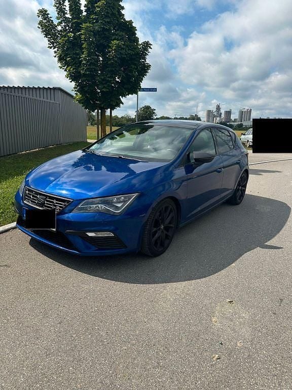 Blau Gebraucht 2020 Seat Leon FR Limousine | 15.000 € (Superpreis) - Bild 1/4