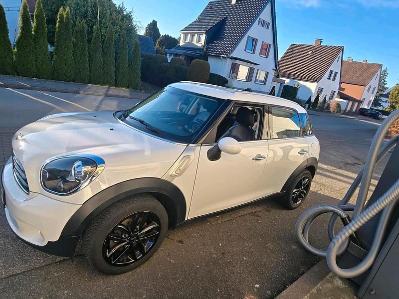 Gebraucht Mini Cooper 105 PS (77 kW) 2014 Weiß Kleinwagen