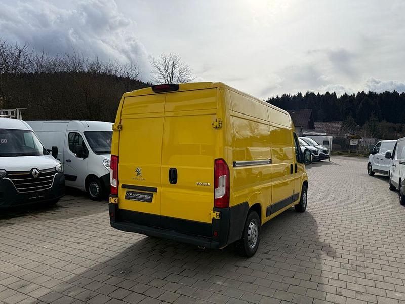 Gebraucht Peugeot Boxer 131 PS (96 kW) 2018 Gelb Van