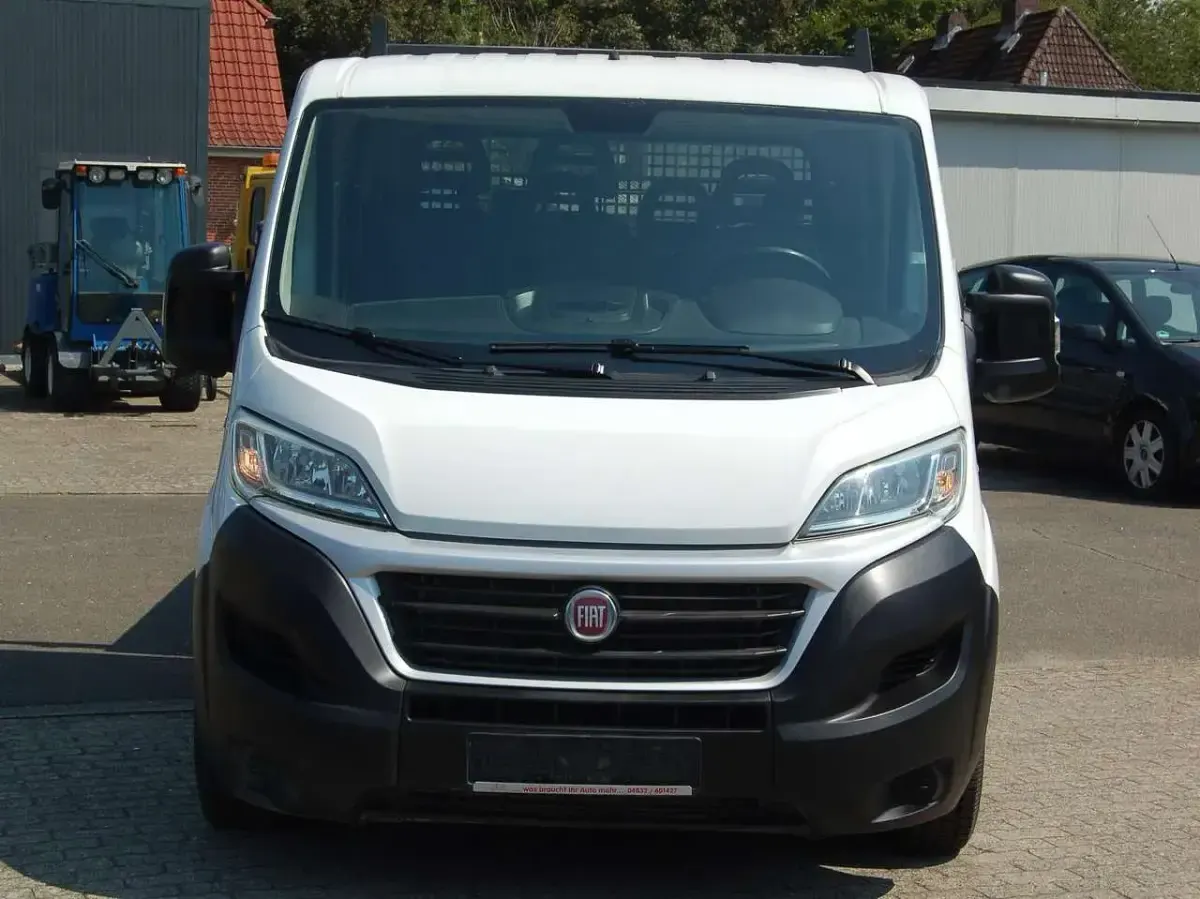 Gebraucht Fiat Ducato 131 PS (96 kW) 2018 Colore esterno weiss Van