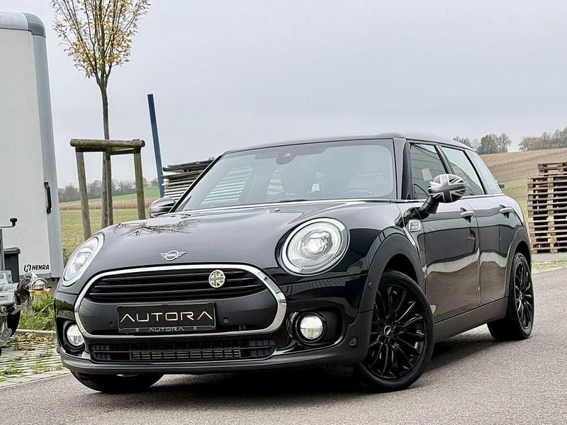 Schwarz Gebraucht 2020 Mini Cooper Clubman Kombi | 16.990 € (Fairer Preis) - Bild 1/4