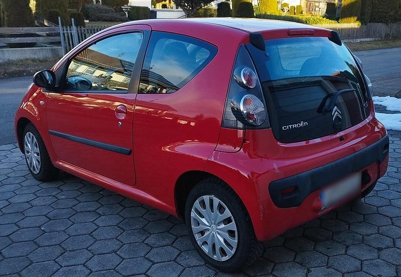 Gebraucht Citroën C1 Tendance 68 PS (50 kW) 2012 Rot Kleinwagen