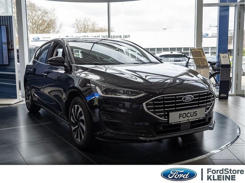 Neu Ford Focus Titanium 155 PS (114 kW) 2026 Schwarz Limousine
