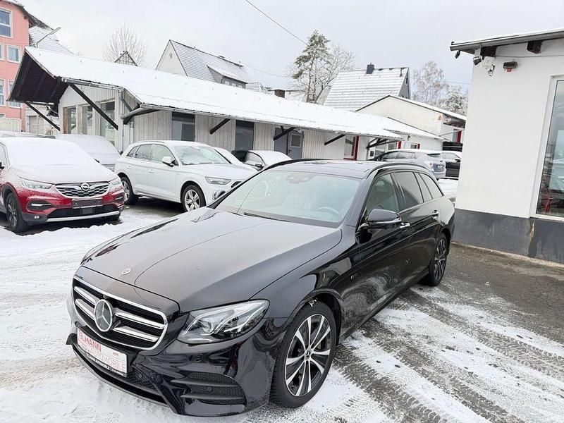 Gebraucht Mercedes E300 306 PS (225 kW) 2019 Schwarz Kombi