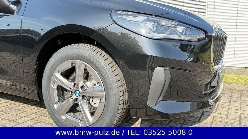 Neu BMW 218 136 PS (100 kW) 2026 Schwarz Van / Kleinbus