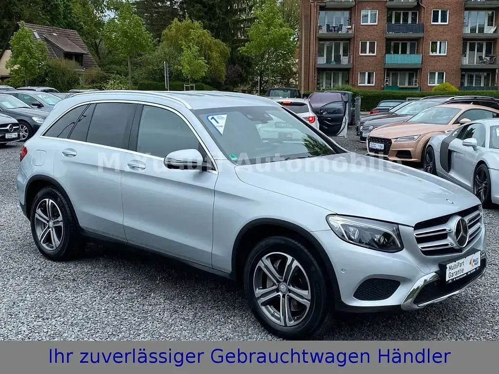 Gebraucht Mercedes GLC220 170 PS (125 kW) 2015 Iridiumsilber SUV