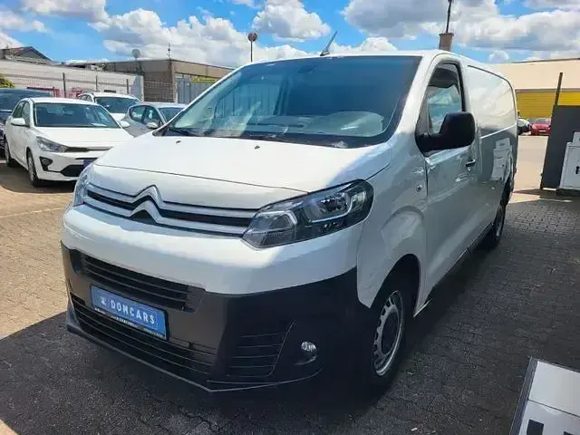 Używany Citroën Jumpy 150 KM (110 kW) 2021 Biały Minivan