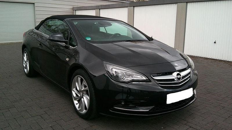 Gebraucht Opel Cascada 140 PS (102 kW) 2013 Schwarz Cabrio