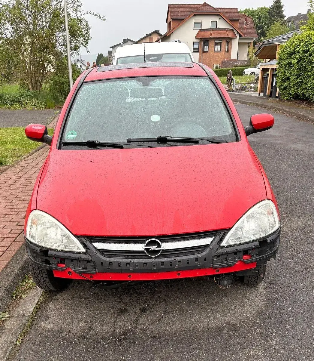 Gebraucht Opel Corsa 60 PS (44 kW) 2004 Rot Kleinwagen
