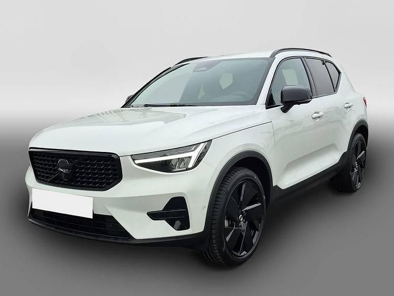 Gebraucht Volvo XC40 Plus 197 PS (144 kW) 2025 Weiß SUV