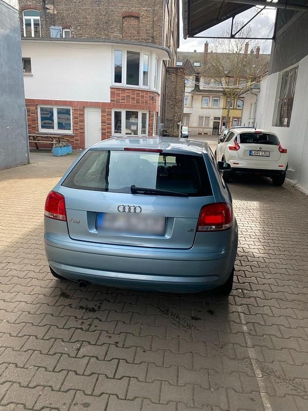 Gebraucht Audi A3 102 PS (75 kW) 2006 Blau Kleinwagen