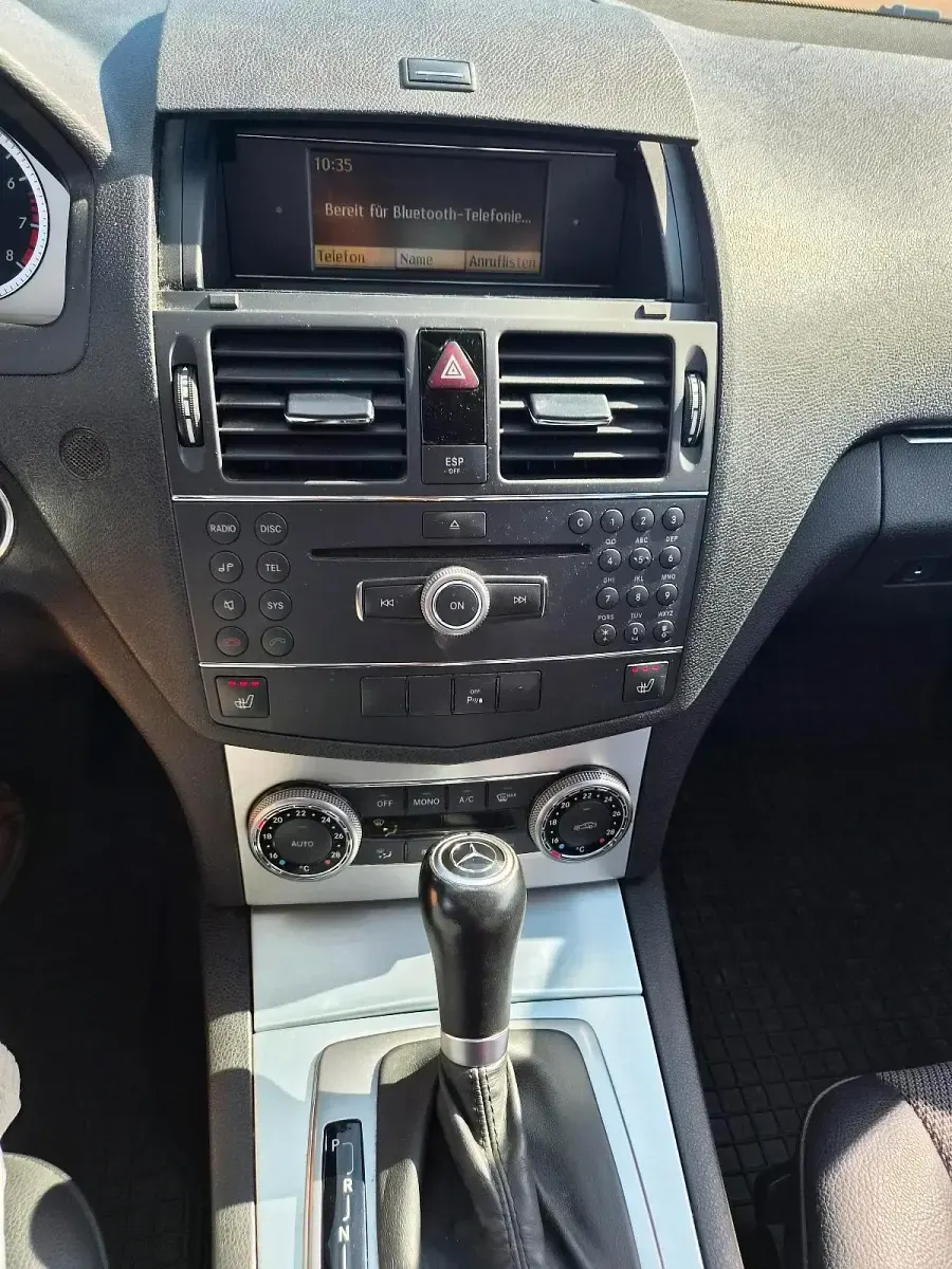 Gebraucht Mercedes C200 Avantgarde 184 PS (135 kW) 2010 Silber Kombi