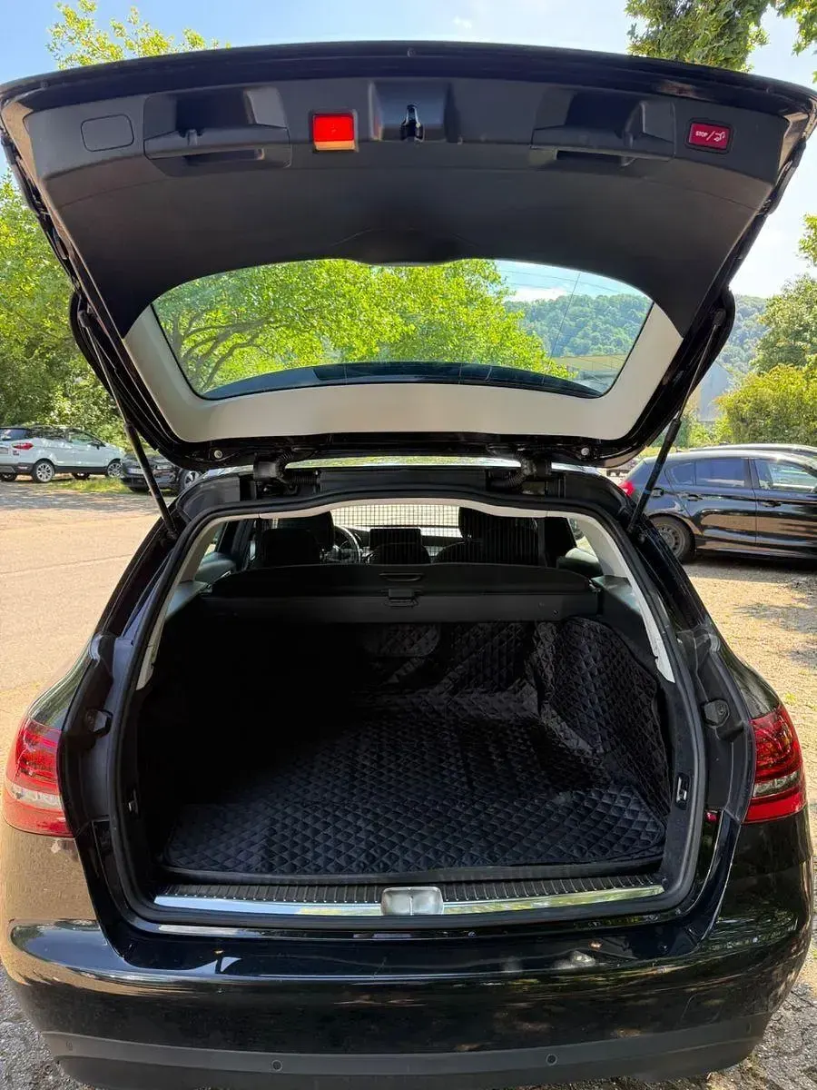 Gebraucht Mercedes C200 184 PS (135 kW) 2019 Schwarz Kombi