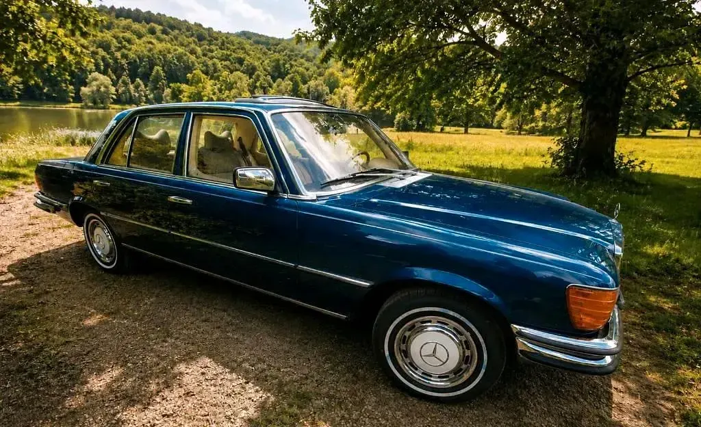 Gebraucht Mercedes S280 156 PS (114 kW) 1979 Blau Limousine