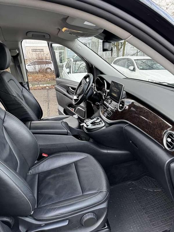 Gebraucht 2016 Mercedes V250 Avantgarde Van / Kleinbus | 40.000 € - Bild 1/1