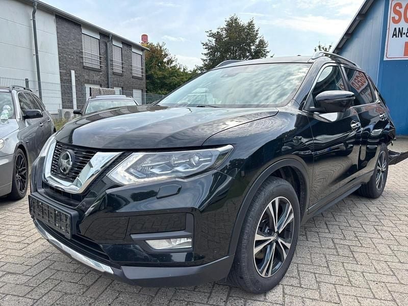 Schwarz Gebraucht 2019 Nissan X-Trail 360º SUV | 10.200 € - Bild 1/4