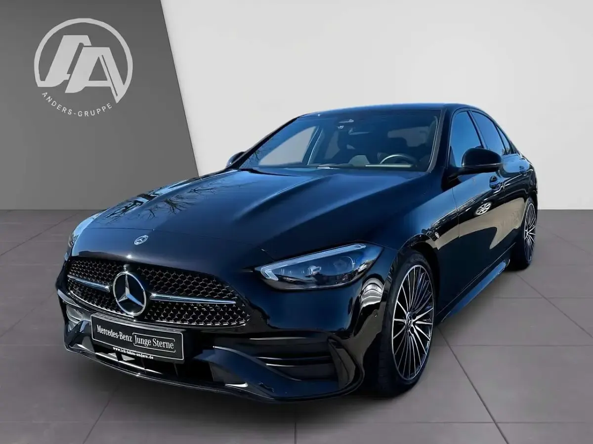 Gebraucht Mercedes C300 AMG 265 PS (194 kW) 2025 Schwarz obsidianschwarz Limousine