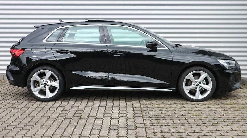 Gebraucht Audi A3 S-Line 150 PS (110 kW) 2024 Mythosschwarz metallic Limousine