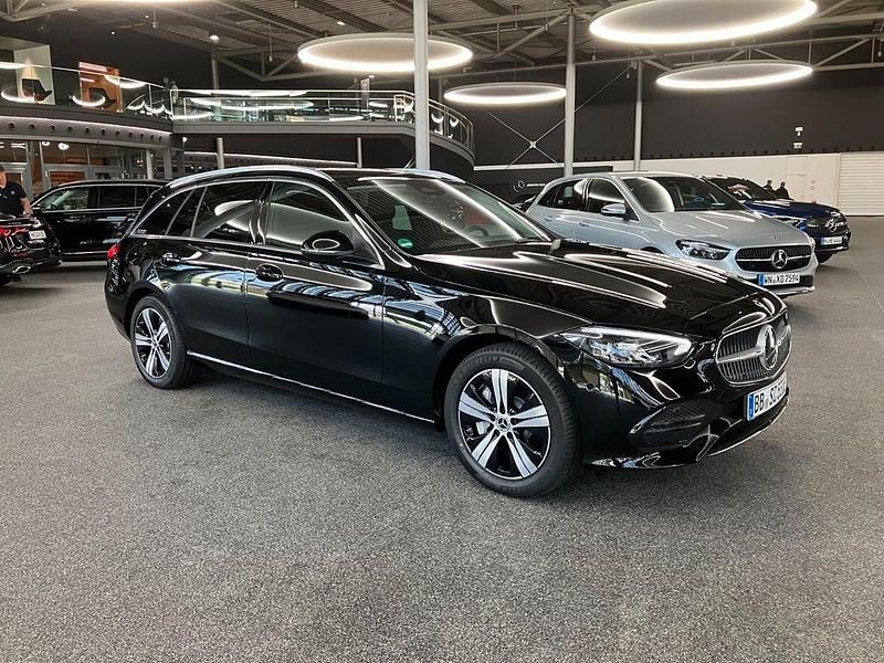 Gebraucht Mercedes C300e Advanced Plus 204 PS (150 kW) 2024 Schwarz Kombi