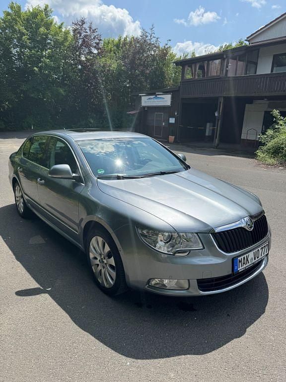 Gebraucht 2011 Skoda Superb Elegance Limousine | 8.550 € (Fairer Preis) - Bild 1/4