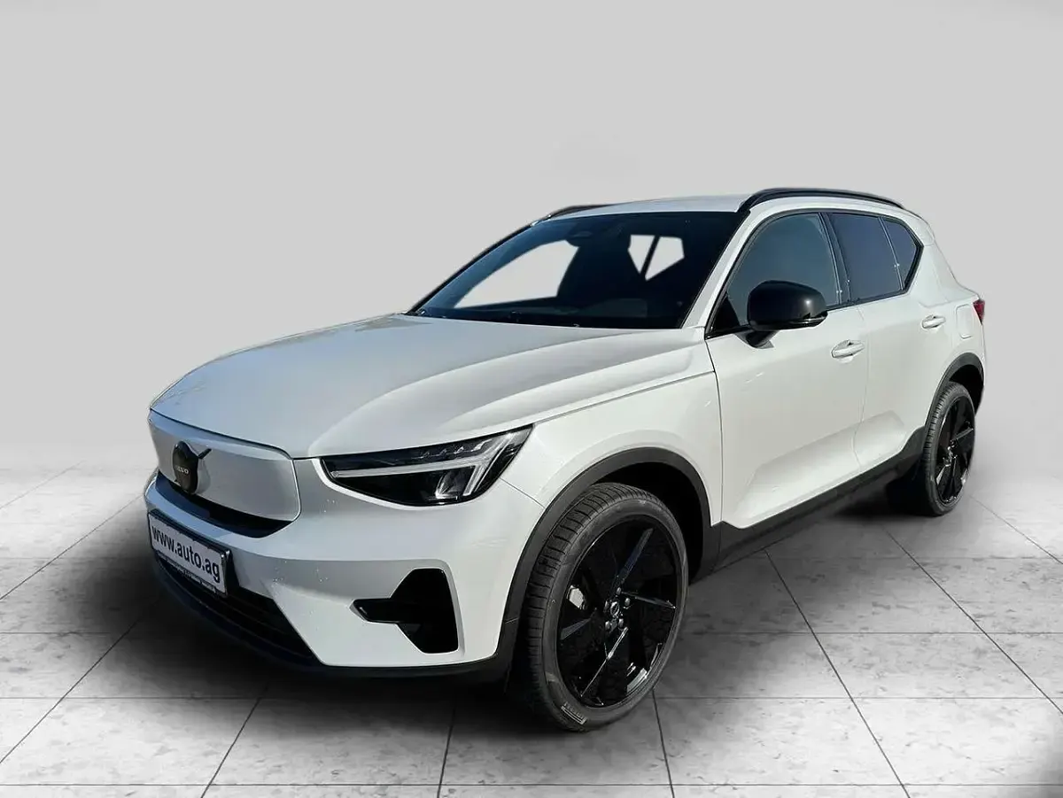 Nowe Volvo EX40 Plus 185 kW (252 KM) 2026 Biały SUV