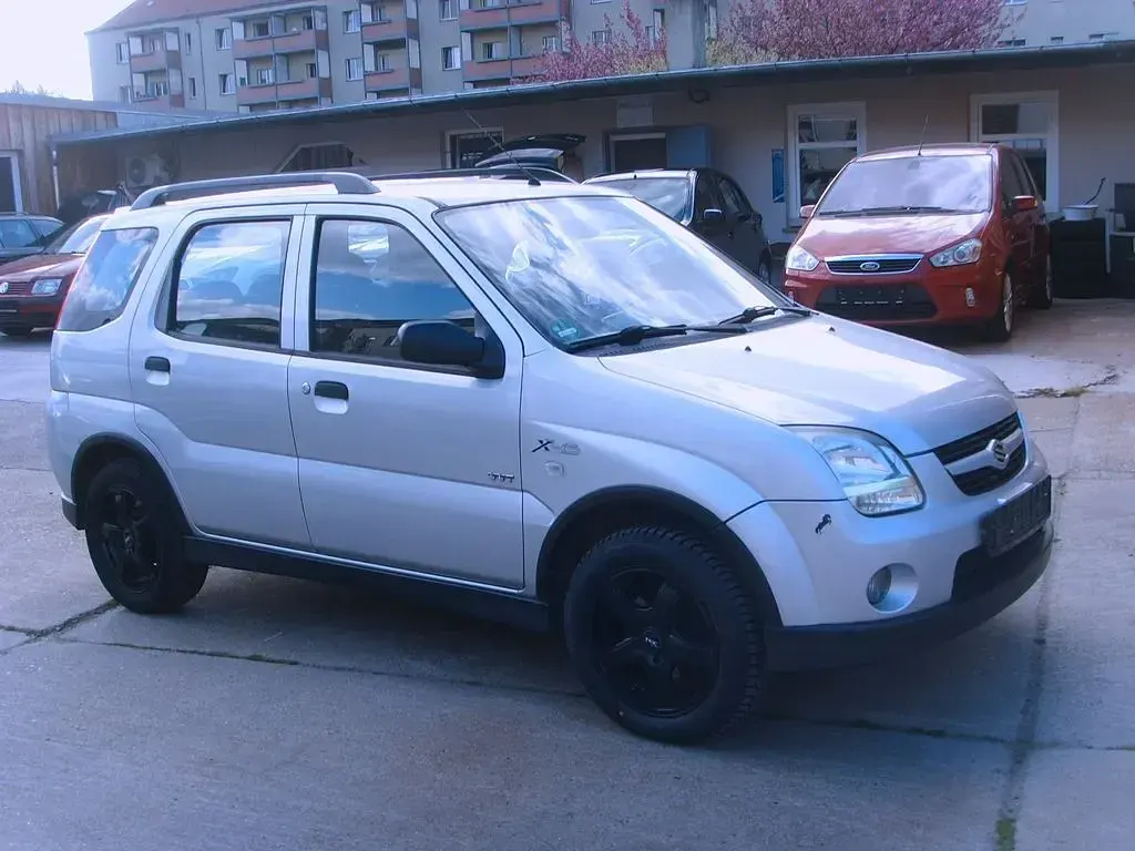 Gebraucht Suzuki Ignis 94 PS (69 kW) 2007 Silber Kleinwagen