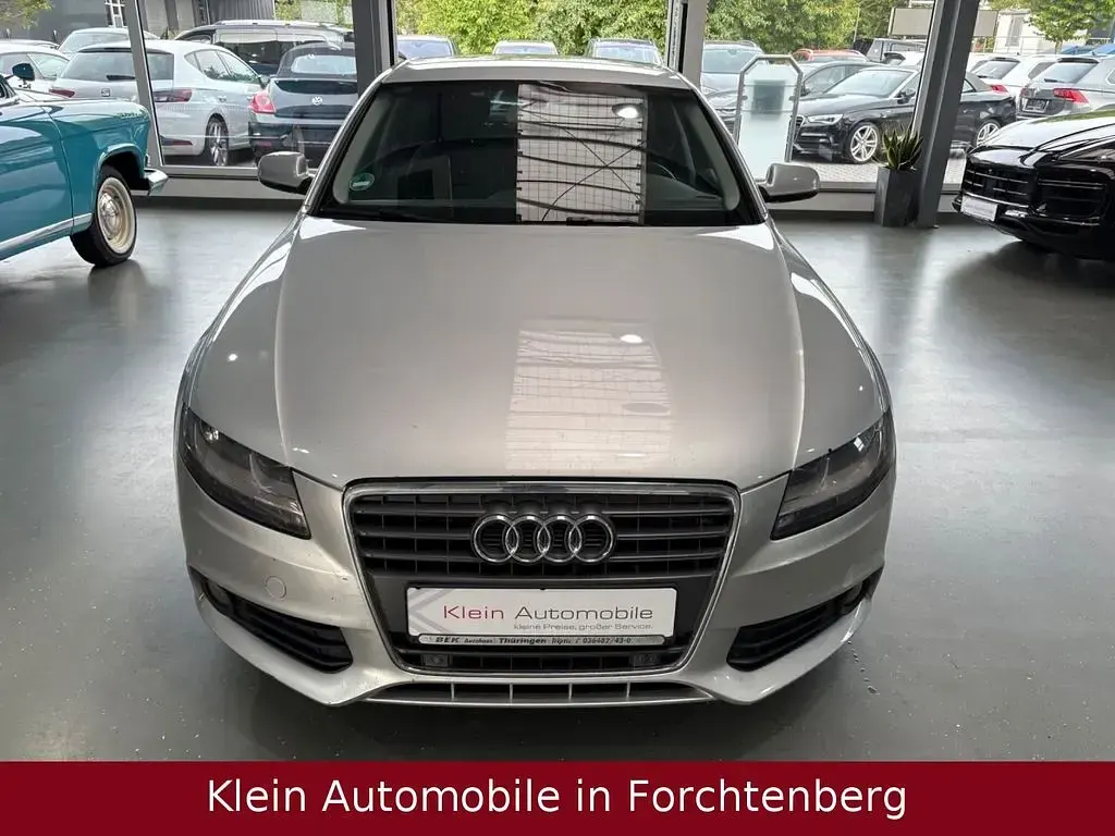 Gebraucht Audi A4 Ambiente 143 PS (105 kW) 2011 Silber Limousine