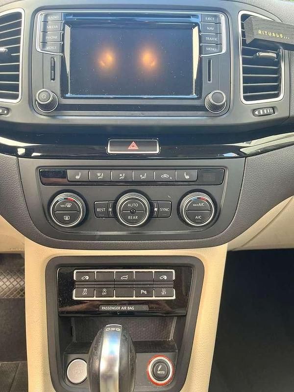 Gebraucht Seat Alhambra Style 220 PS (161 kW) 2015 Braun Van / Kleinbus