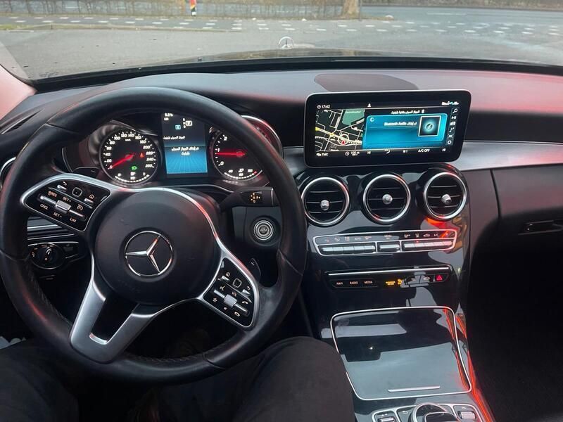 Schwarz Gebraucht 2019 Mercedes C200 Kombi | 17.500 € (Etwas zu teuer) - Bild 1/4