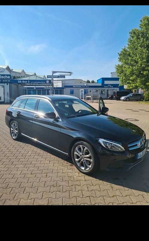 Gebraucht Mercedes 220 170 PS (125 kW) 2017 Schwarz Kombi