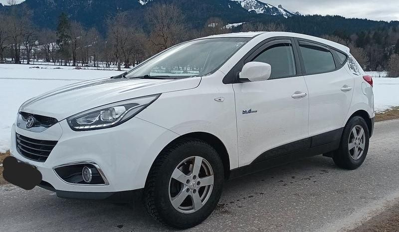 Gebraucht Hyundai ix35 Trend 135 PS (99 kW) 2015 Weiß SUV