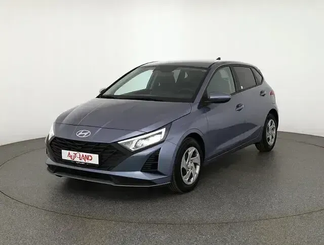 Gebraucht Hyundai i20 79 PS (58 kW) 2024 Blau Kleinwagen
