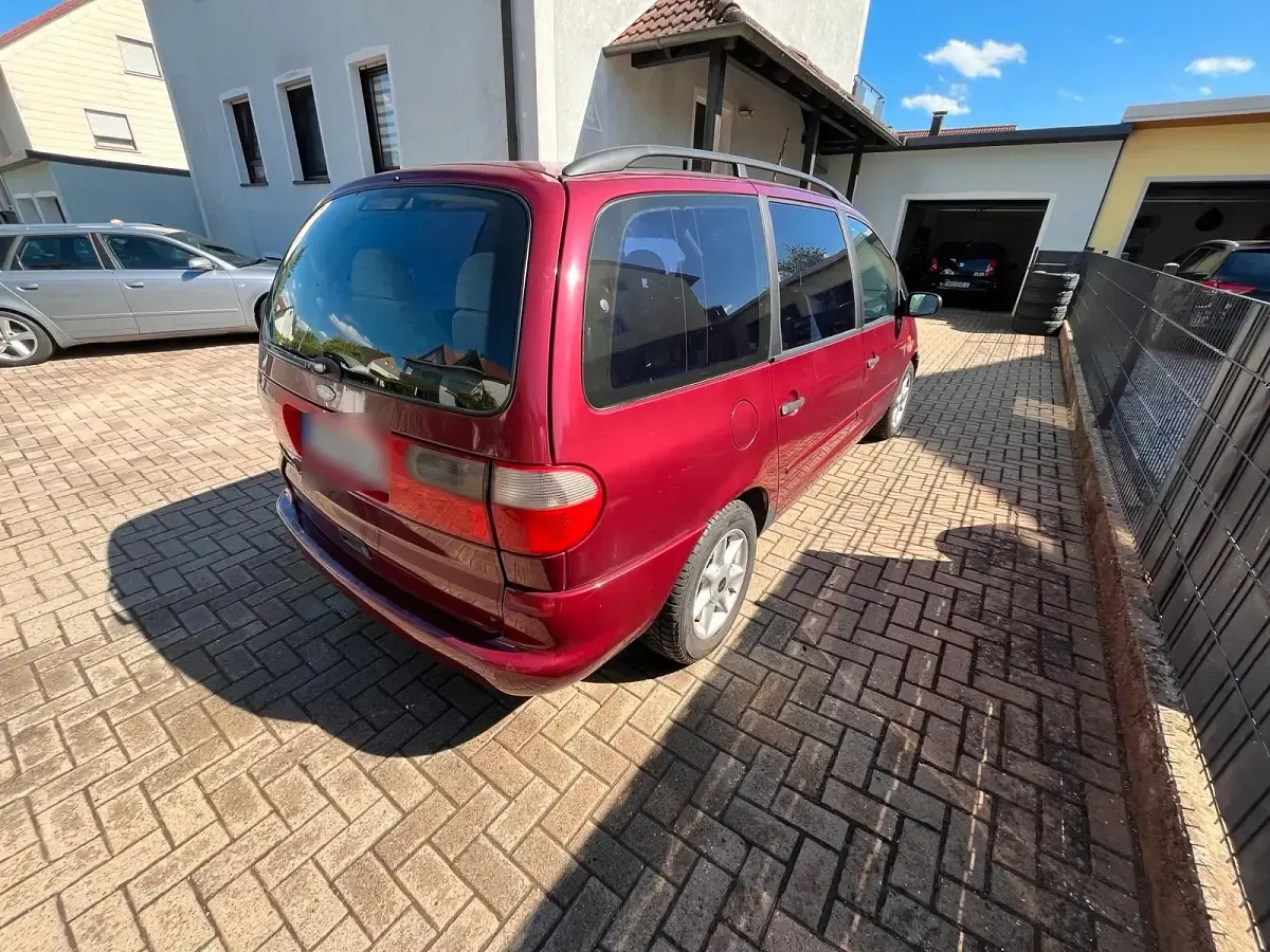 Gebraucht Ford Galaxy 145 PS (106 kW) 1997 Rot Van / Kleinbus