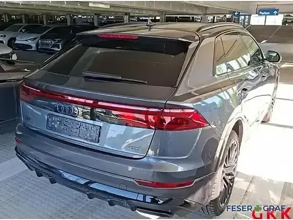 Gebraucht Audi Q8 Ambiente 286 PS (210 kW) 2025 Daytonagrau perleffekt SUV