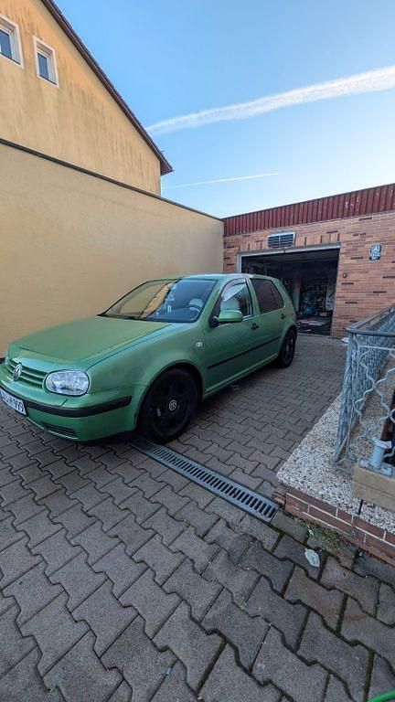 Gebraucht VW Golf 75 PS (55 kW) 2000 Grün Limousine