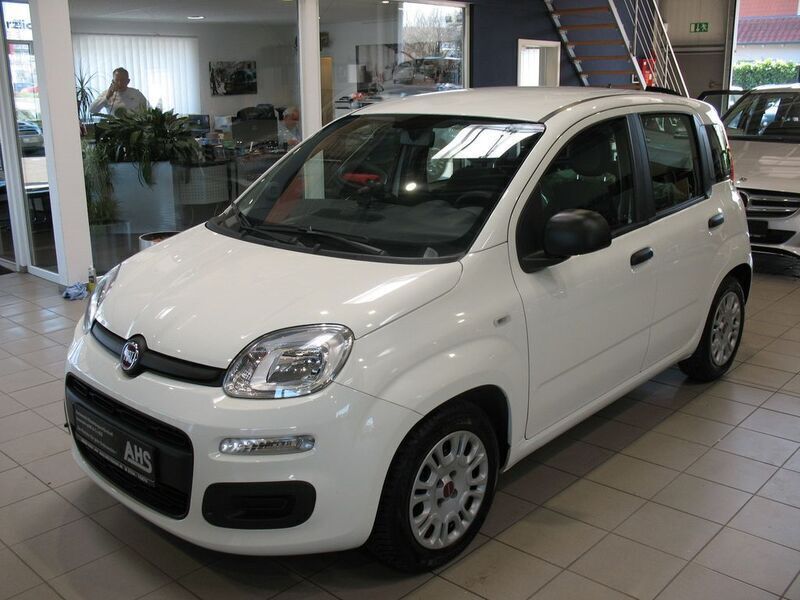 Weiss Gebraucht 2020 Fiat Panda Kleinwagen | 8.890 € (Guter Preis) - Bild 1/4