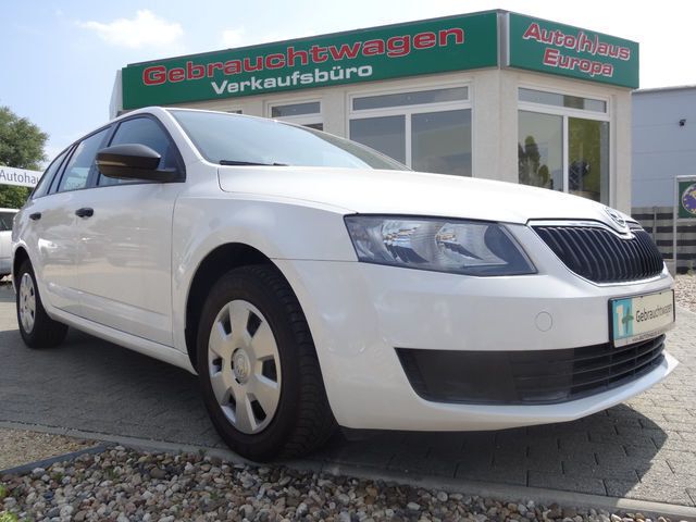 Weiß Gebraucht 2014 Skoda Octavia Active Kombi | 14.950 € - Bild 1/4