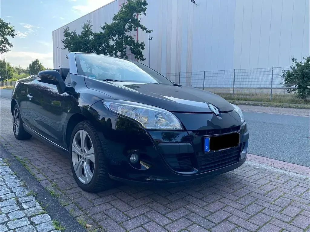 Gebraucht Renault Mégane Cabriolet Luxe 131 PS (96 kW) 2012 Schwarz Cabrio