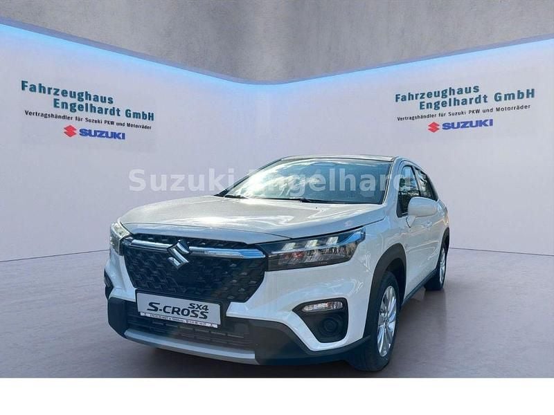 Gebraucht Suzuki SX4 S-Cross 129 PS (94 kW) 2025 Weiß SUV