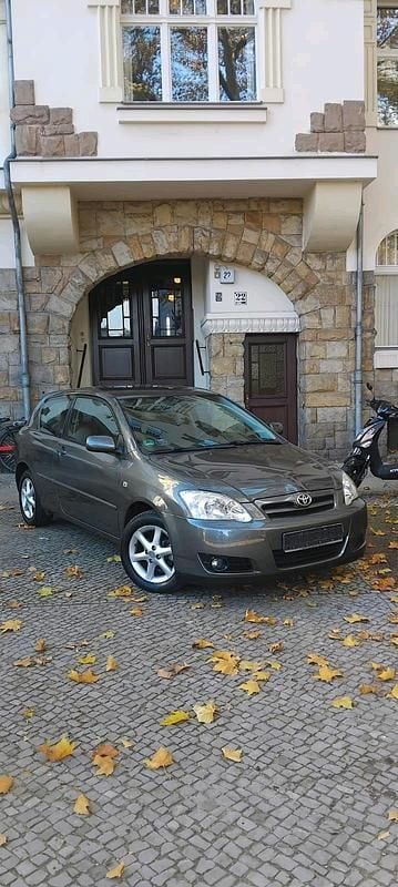 Grau Gebraucht 2005 Toyota Corolla Kleinwagen | 3.500 € (Superpreis) - Bild 1/4