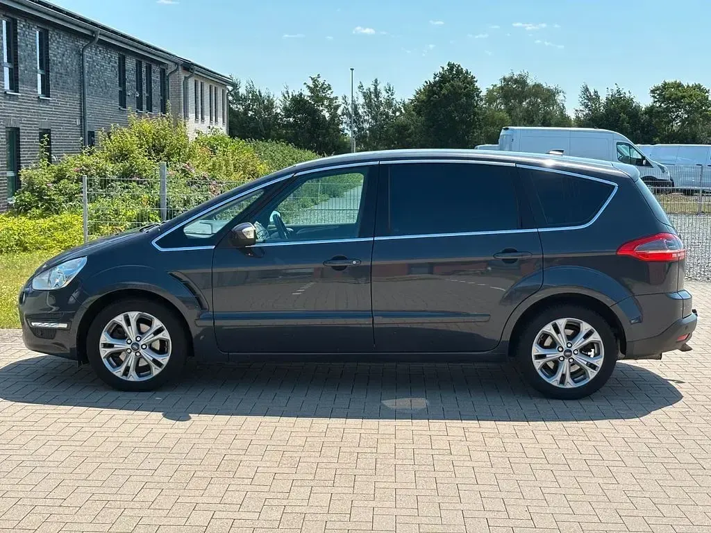 Gebraucht Ford S-MAX Titanium 163 PS (119 kW) 2015 Van / Kleinbus