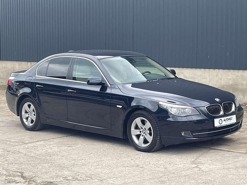 Blau Gebraucht 2007 BMW 523 Limousine | 10.990 € (Teuer) - Bild 1/4