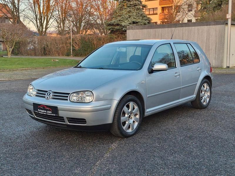 Silber Gebraucht 2003 VW Golf Basis Limousine | 3.999 € (Fairer Preis) - Bild 1/4