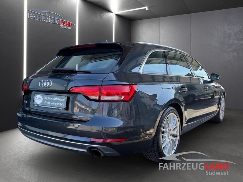 Gebraucht Audi A4 Sport 252 PS (185 kW) 2018 Grau Kombi