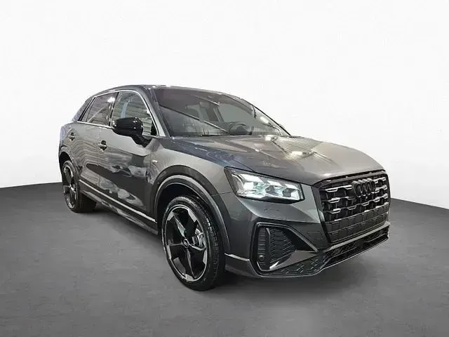 Ny Audi Q2 S-Line 150 HK (110 kW) 2025 Grå SUV