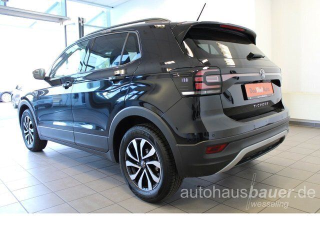 Gebraucht VW T-Cross Active 110 PS (80 kW) 2021 Schwarz metallic SUV