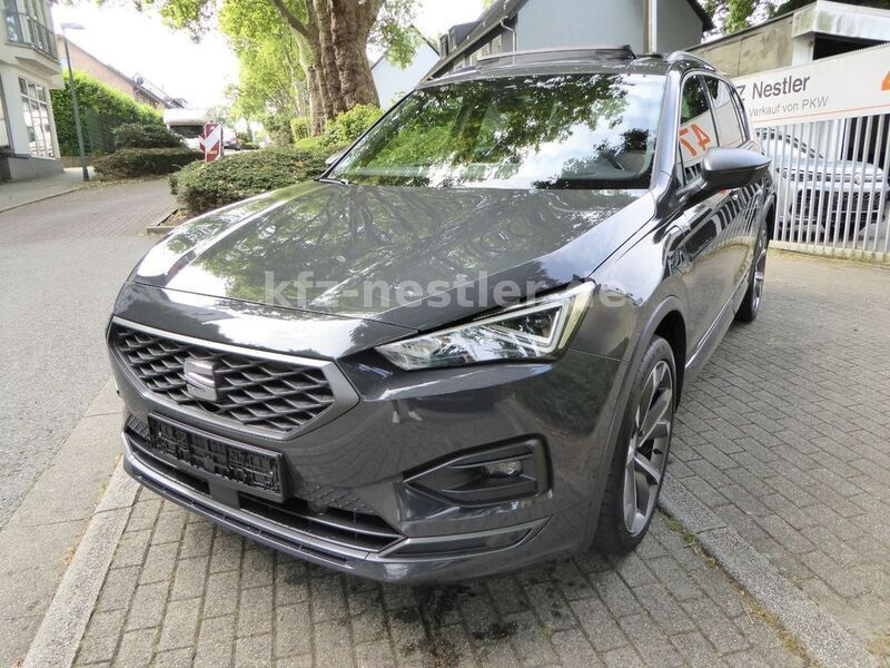 Grau Gebraucht 2021 Seat Tarraco FR SUV | 31.500 € (Etwas zu teuer) - Bild 1/4