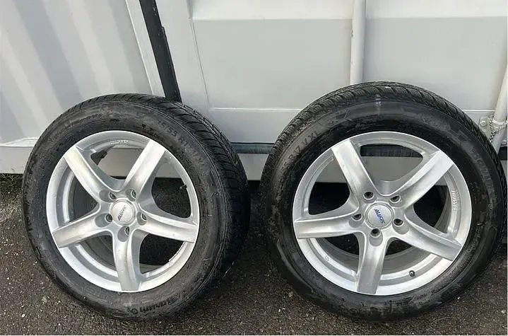 Gebraucht VW Multivan Style 150 PS (110 kW) 2022 Weiß Van / Kleinbus